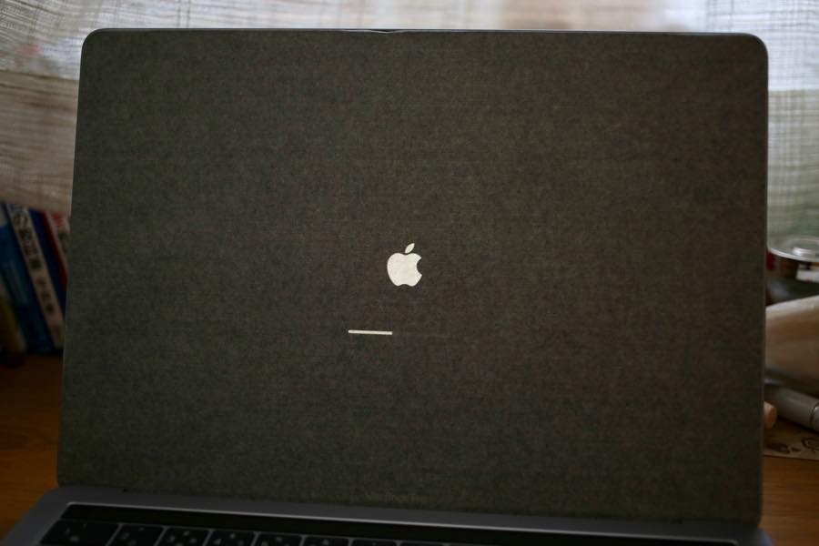 MacBook Pro 13インチ(2016 Touch Barモデル）を買ってみた