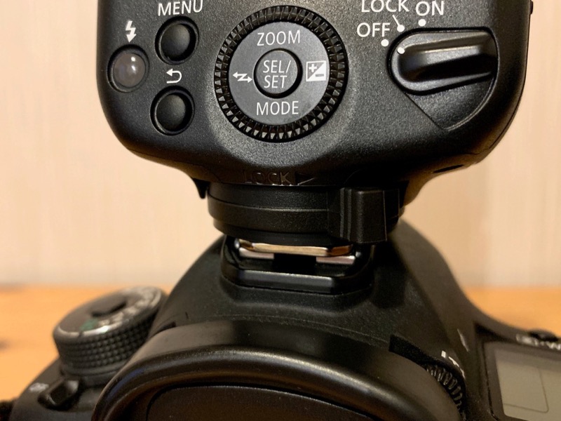 Canon スピードライト430EX III-RT】クリップオンストロボのレビュー